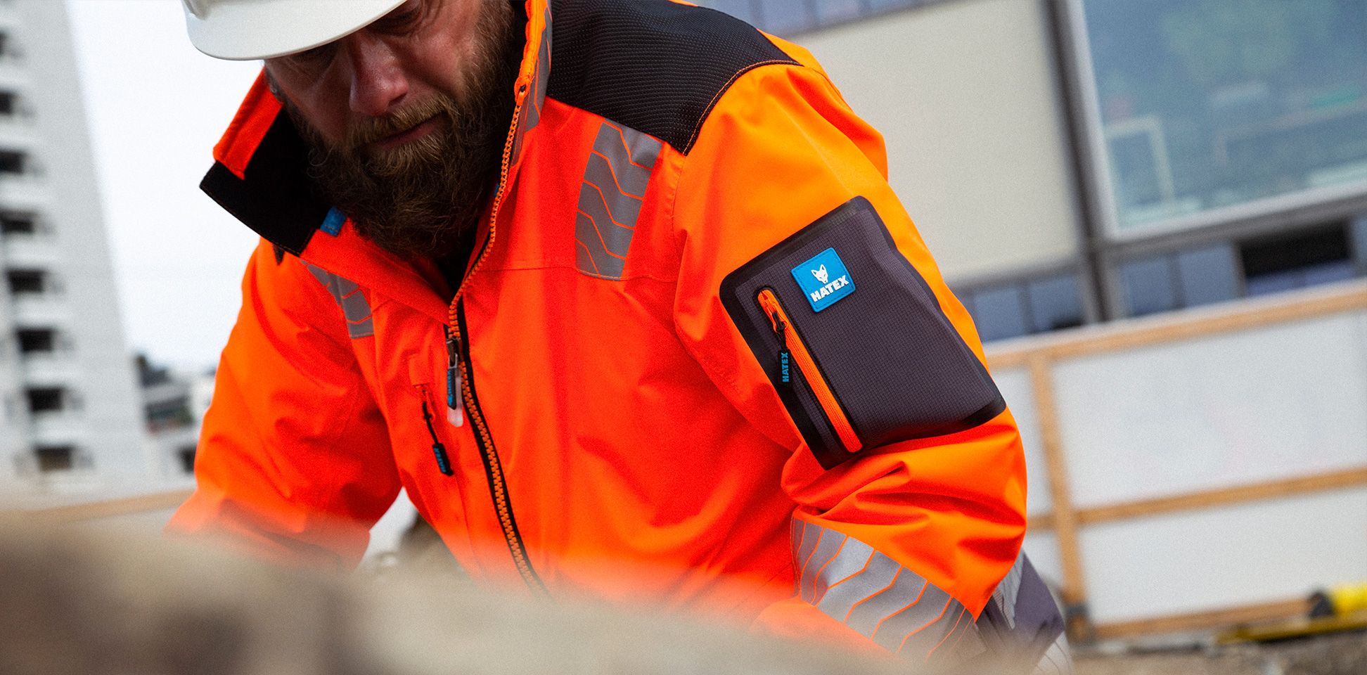 Ouvrier en veste d'hiver Warn avec poche sur le haut du bras